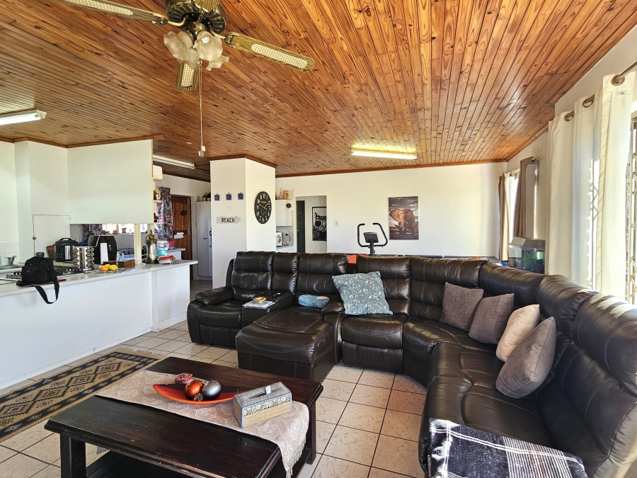 3 Bedroom Property for Sale in C Place Eastern Cape